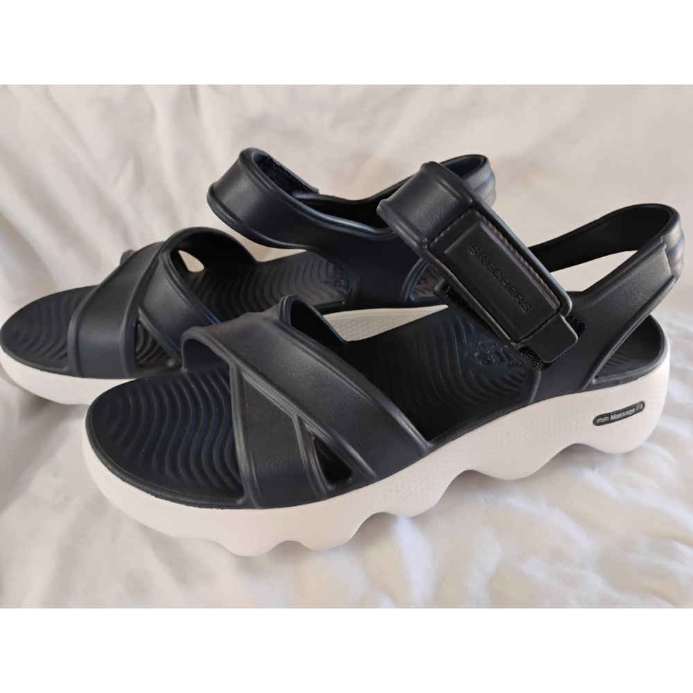 Skechers Foamies Massage Fiot Sandals Size 10 NWOB 111471